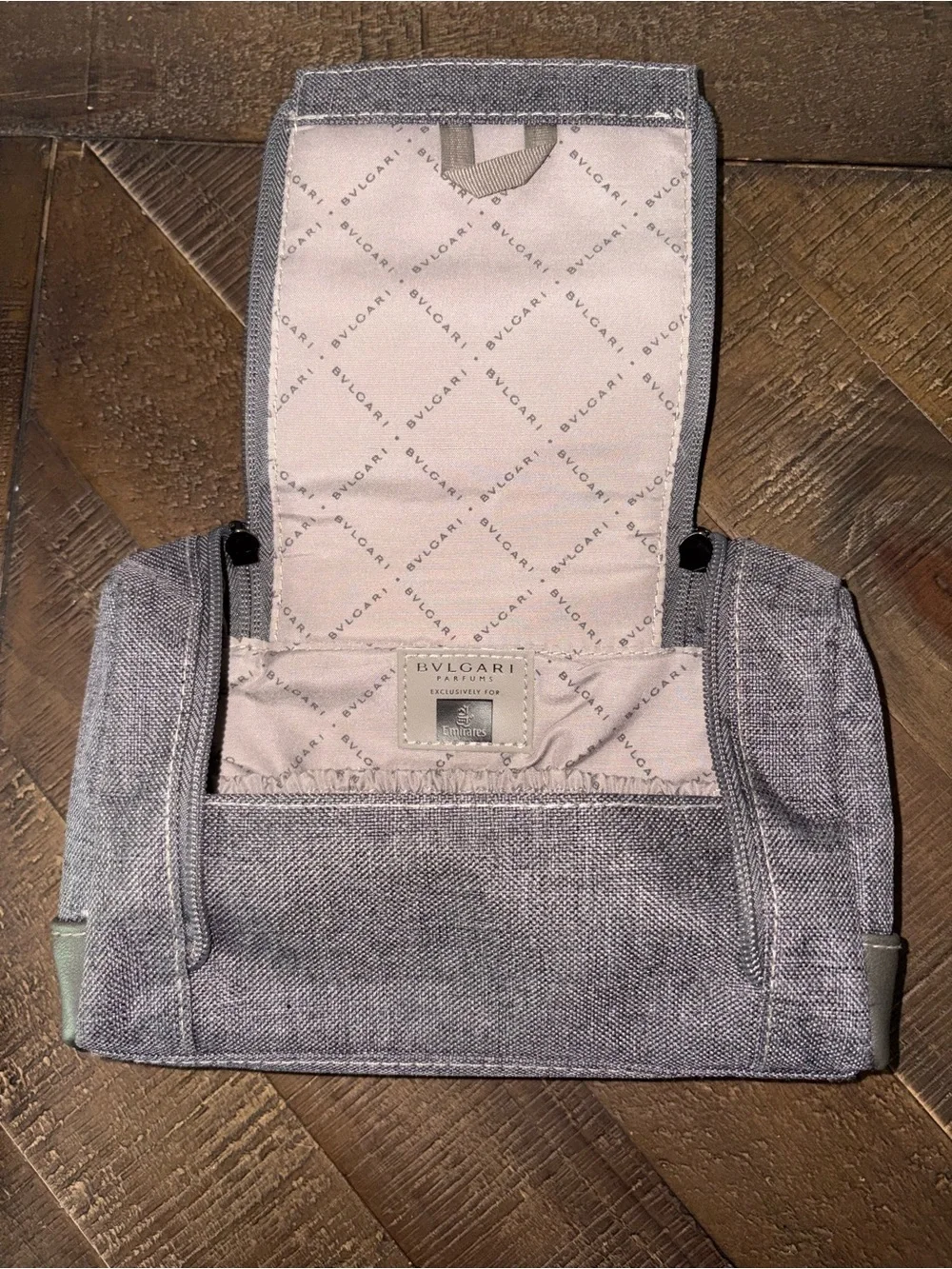 ❤️Bvlgari Parfums x Emirates Travel Cosmetic Bag Gray Double Zip Organizer